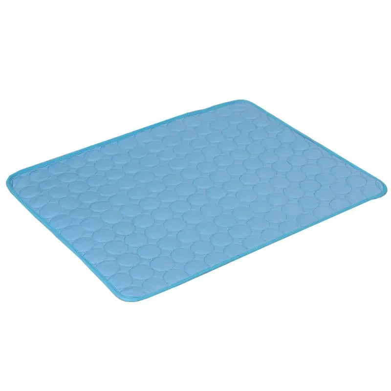 Beat the heat this summer with our Extra Large Dog Cooling Mat! Perfect for pets of all sizes, keep your furry friends cool and comfy with this durable ice pad blanket. 🐾☀️ #PetCooling #SummerEssentials #DogLovers