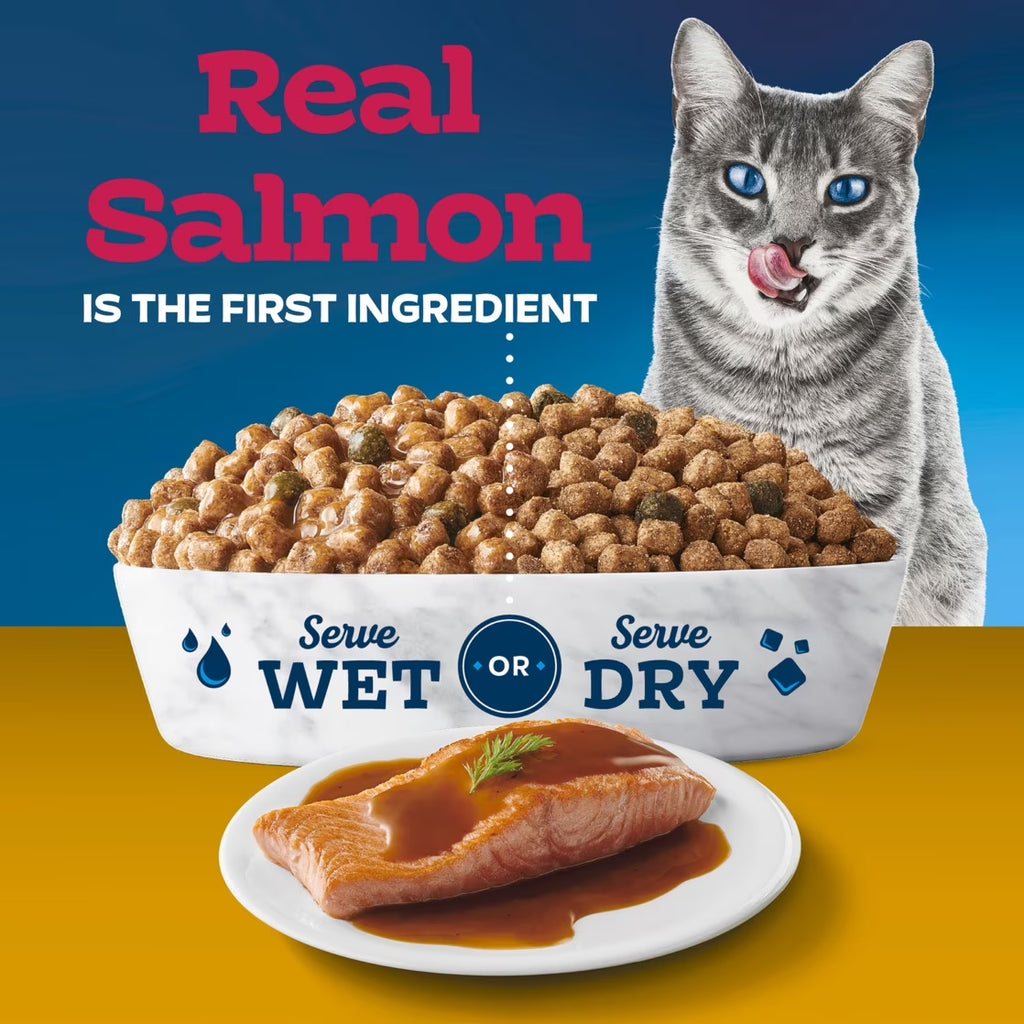 Tastefuls Irresistible Gravy Indoor Adult Dry Cat Food, Salmon, 5Lb Bag