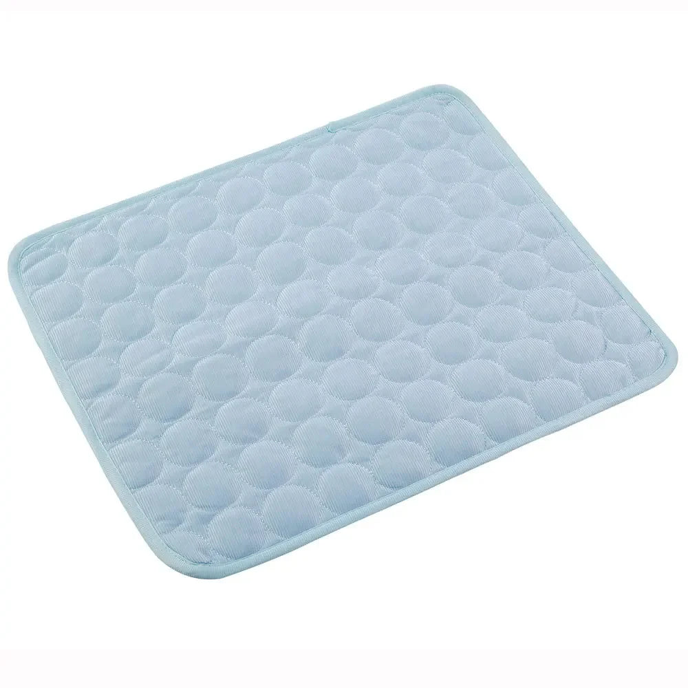 Beat the heat this summer with our Extra Large Dog Cooling Mat! Perfect for pets of all sizes, keep your furry friends cool and comfy with this durable ice pad blanket. 🐾☀️ #PetCooling #SummerEssentials #DogLovers