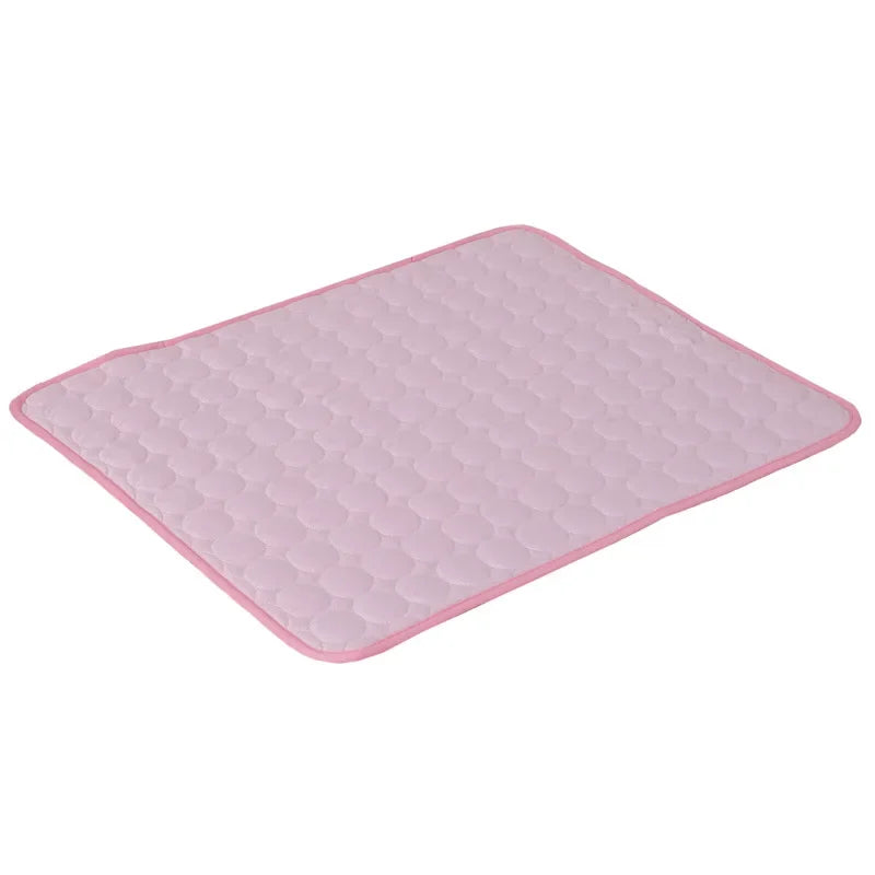 Beat the heat this summer with our Extra Large Dog Cooling Mat! Perfect for pets of all sizes, keep your furry friends cool and comfy with this durable ice pad blanket. 🐾☀️ #PetCooling #SummerEssentials #DogLovers